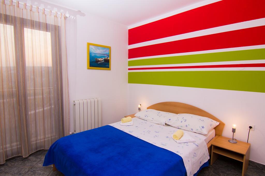Apartmani Zuzic 크르크 객실 사진
