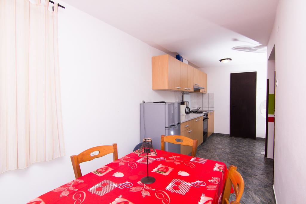 Apartmani Zuzic 크르크 객실 사진